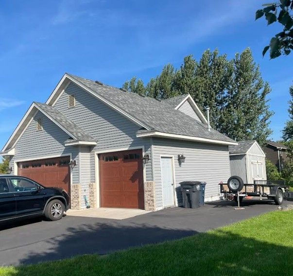 Roofing Contractor in St. Croix Falls, Wisconsin